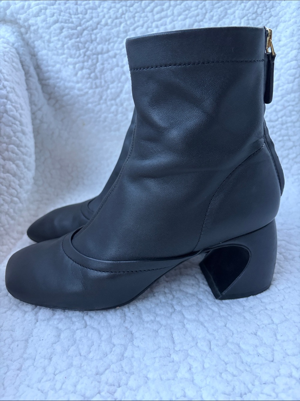 3.1 Phillip Lim Black Cutout Block Heel Ankle Boots -Sz 38